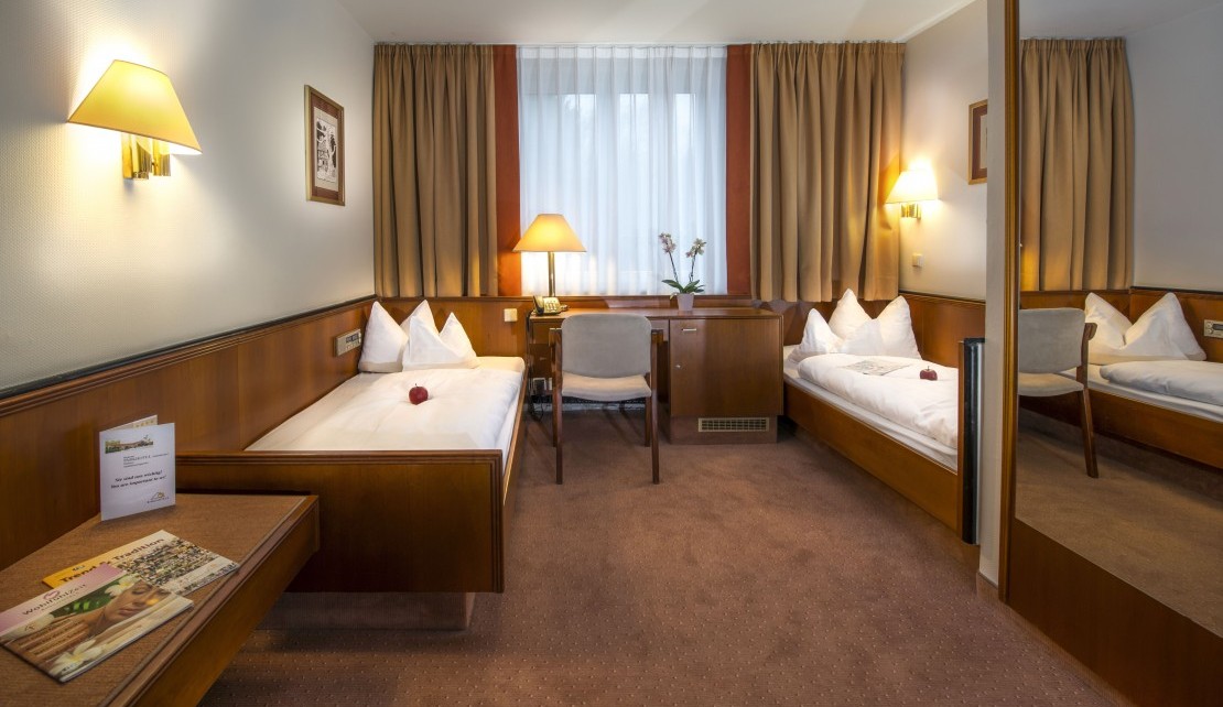 Zweibettzimmer2014 7033x4321